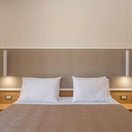 别墅 Wisdom - Elegant & Homely With Pool, Galatas *